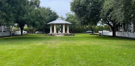 Ashton Brosnaham Dog Park photo 2